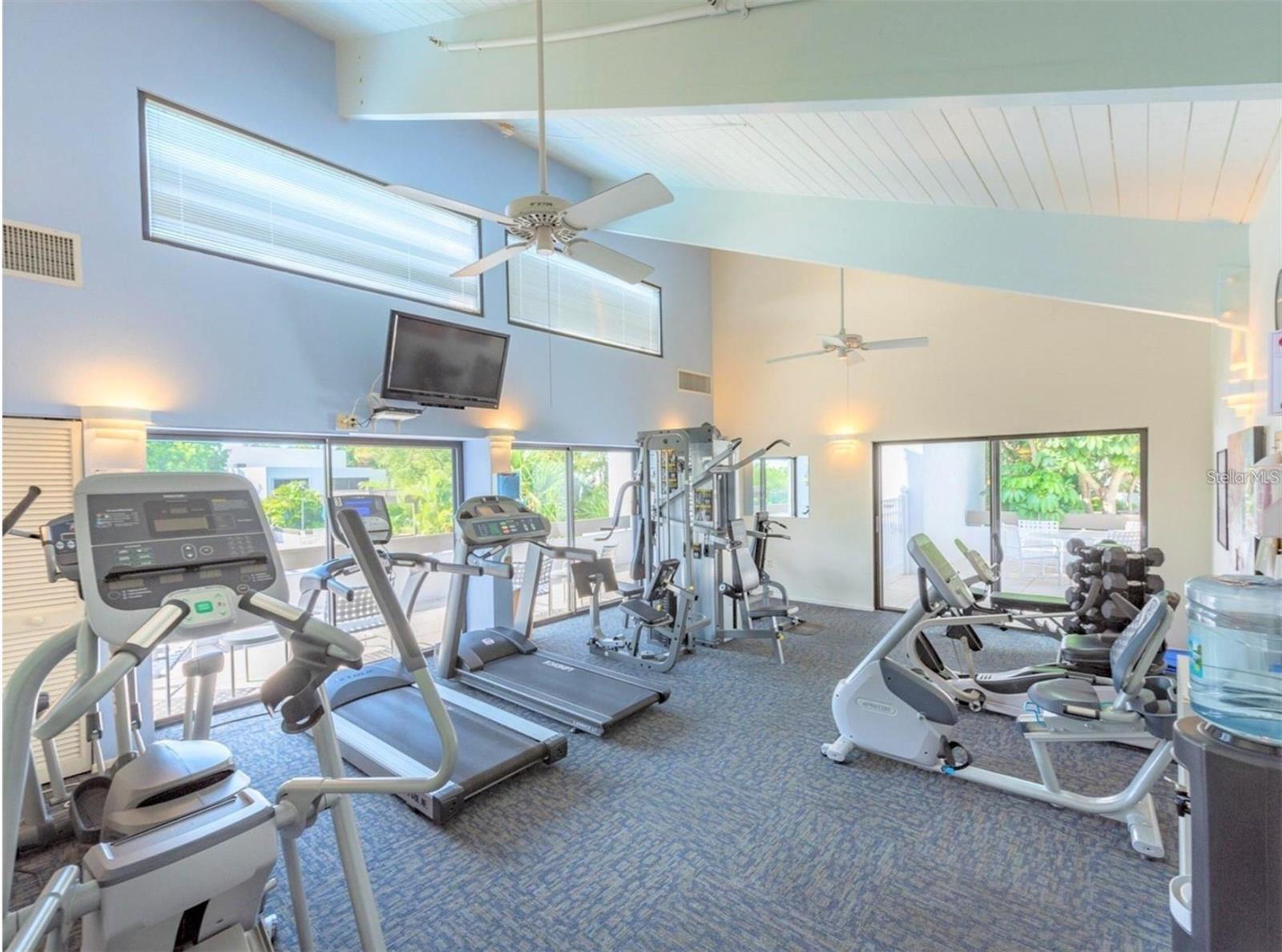 BAYPORT BCH & TEN PH F - Residential