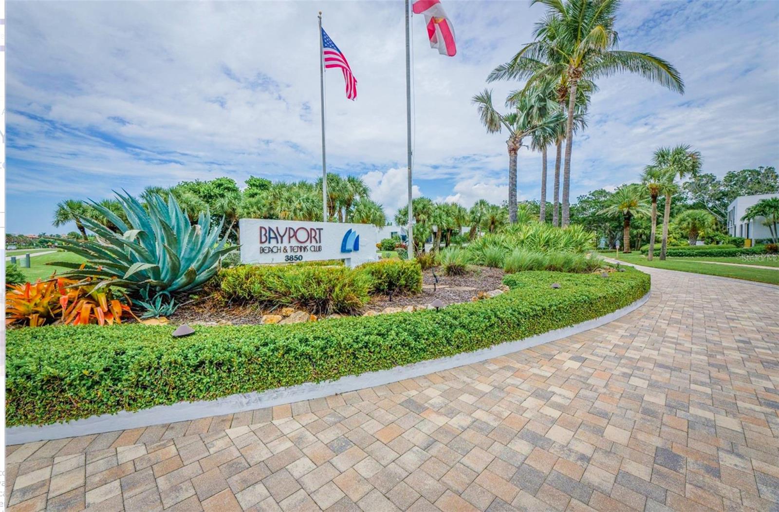 BAYPORT BCH & TEN PH F - Residential