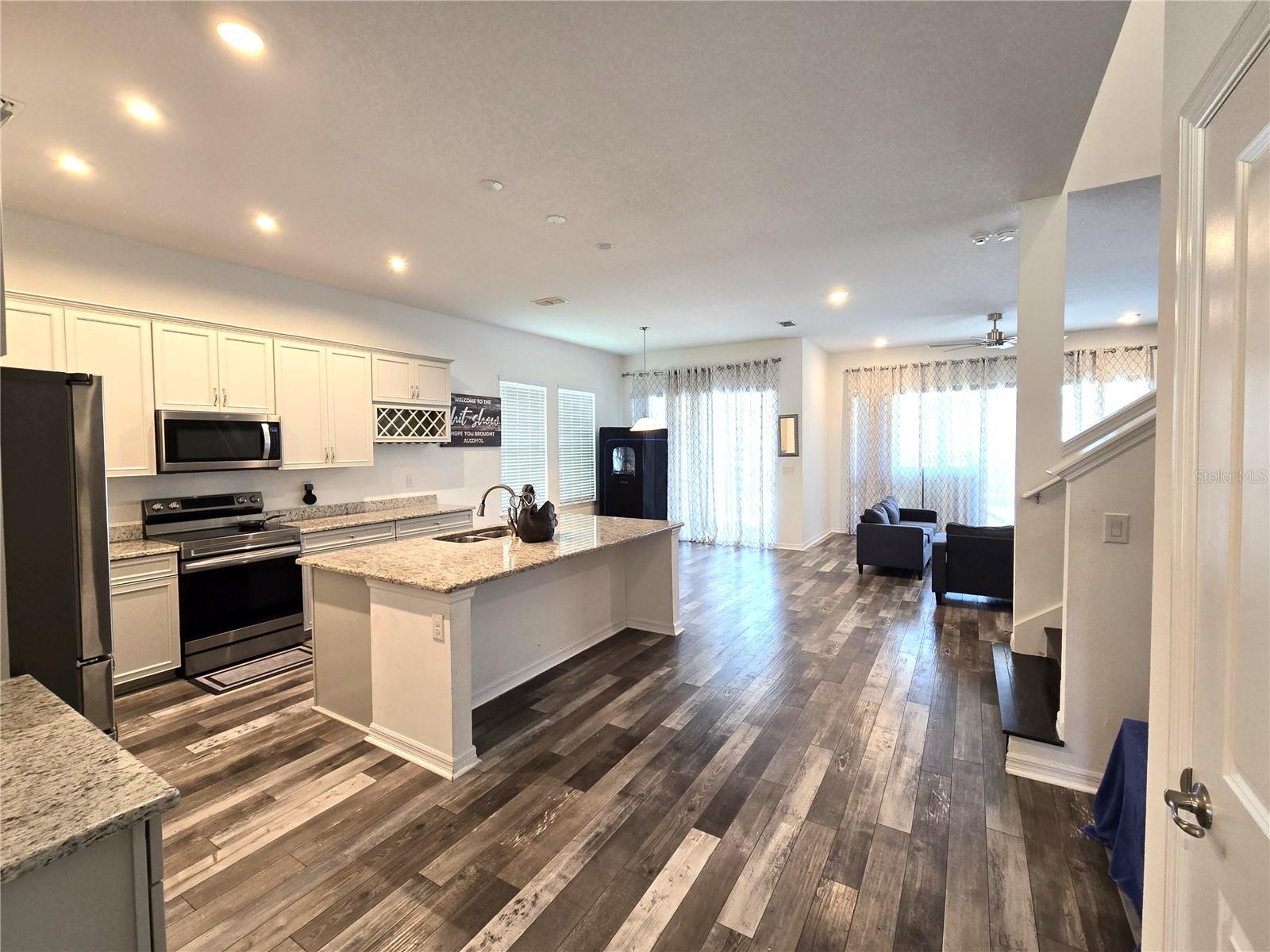 BAYSHORE HEIGHTS PT REP - Residential