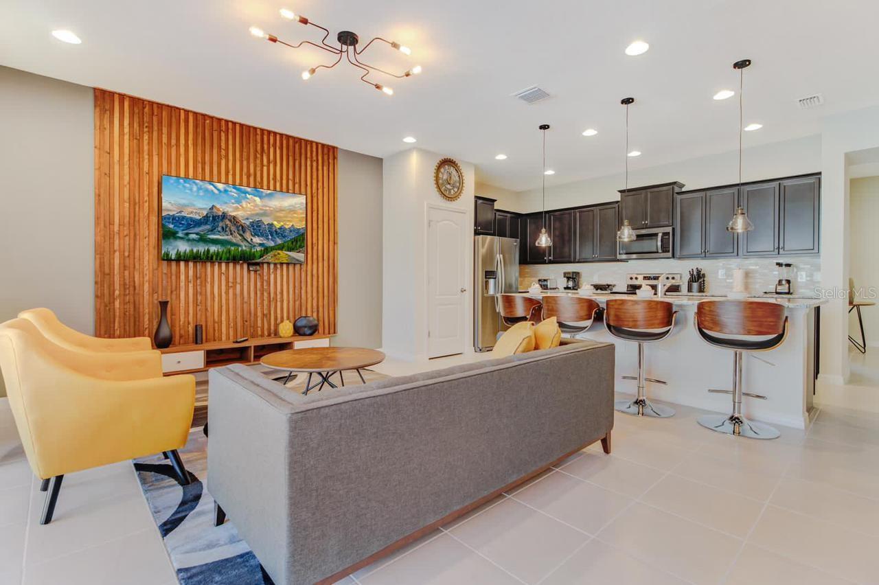 WINDSOR AT WESTSIDE PH 3 PB 27 PGS 158-162 LOT 101 - Residential