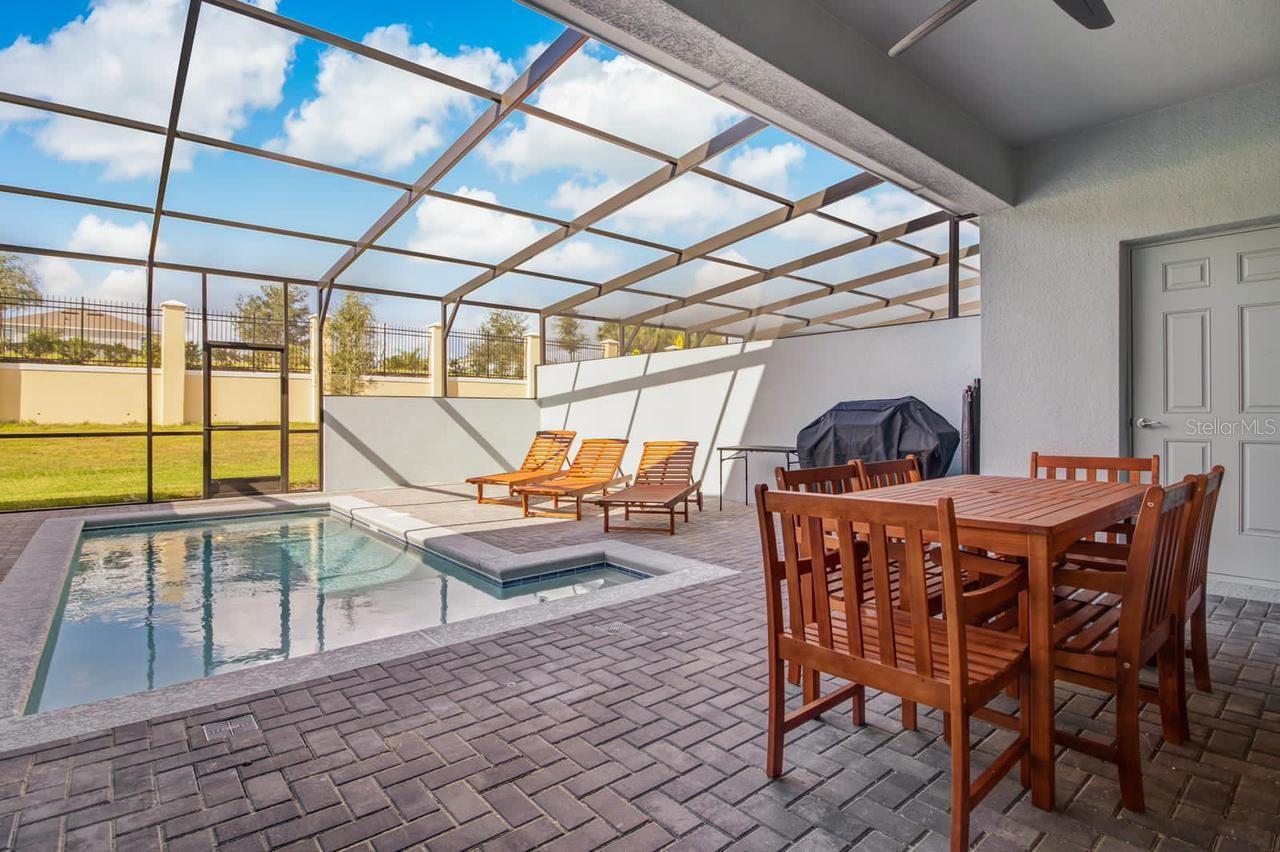 WINDSOR AT WESTSIDE PH 3 PB 27 PGS 158-162 LOT 101 - Residential