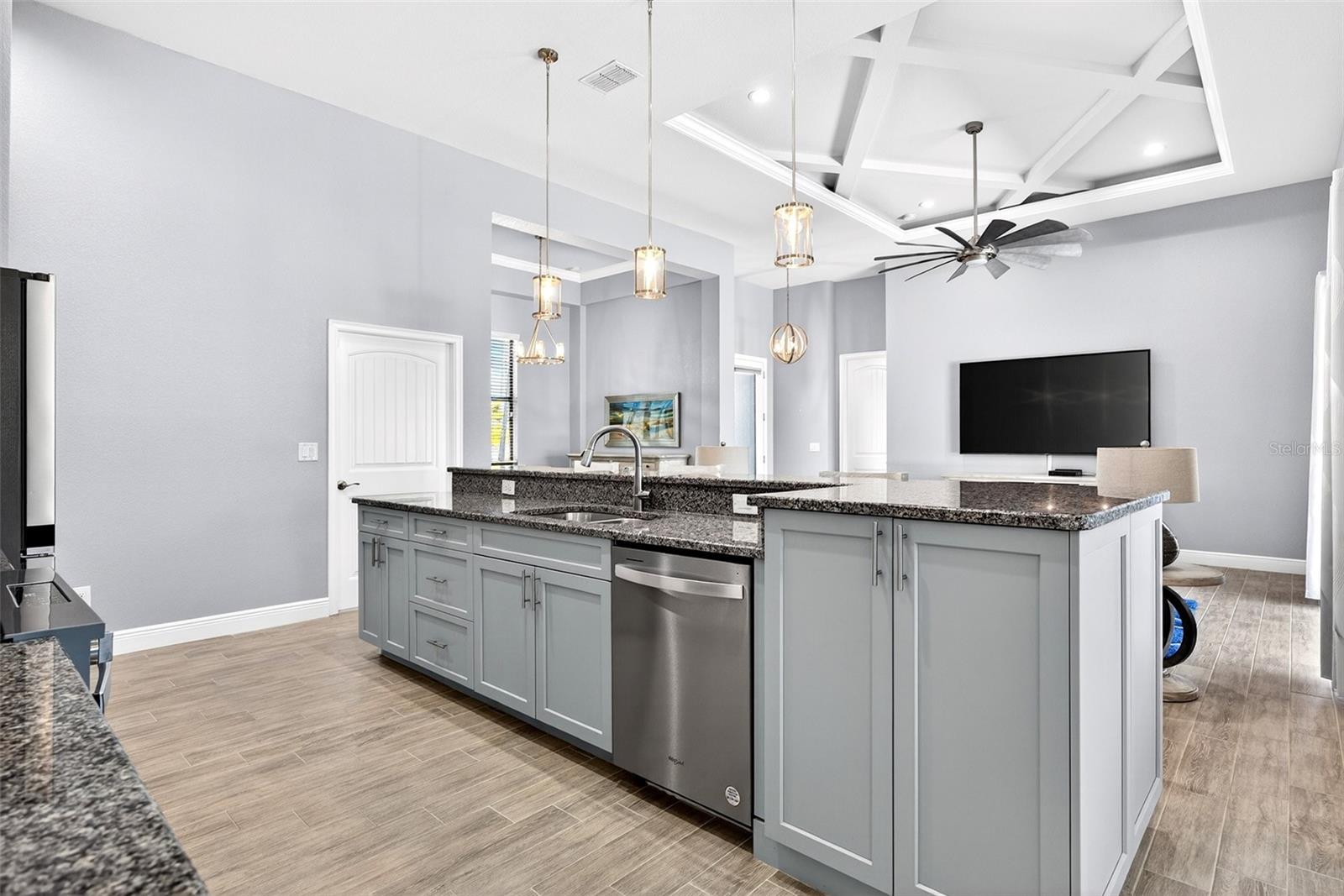 ROTONDA WEST PINE VALLEY - Residential