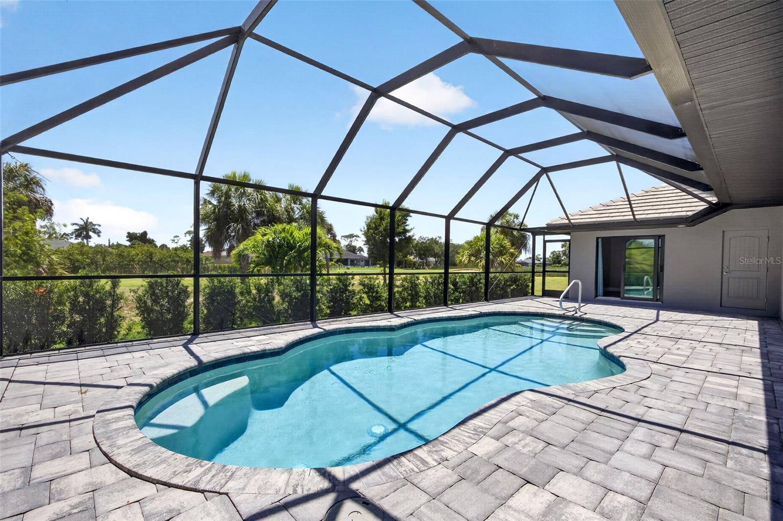 ROTONDA WEST PINE VALLEY - Residential