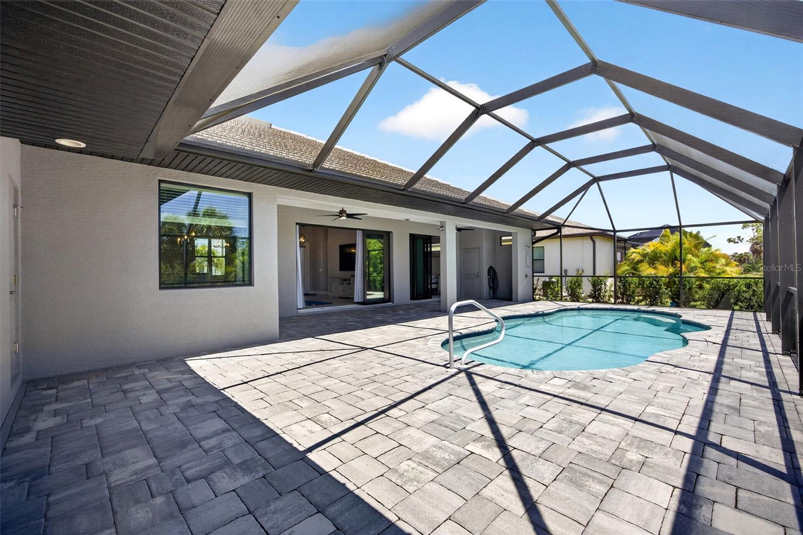 ROTONDA WEST PINE VALLEY - Residential