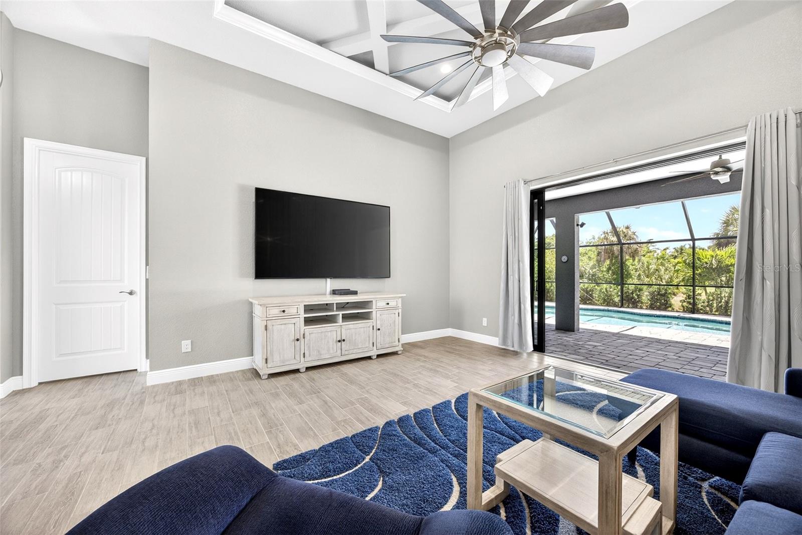 ROTONDA WEST PINE VALLEY - Residential