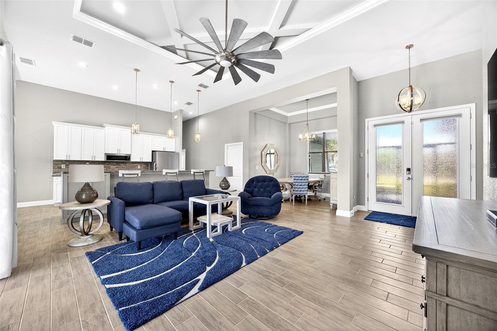 ROTONDA WEST PINE VALLEY - Residential