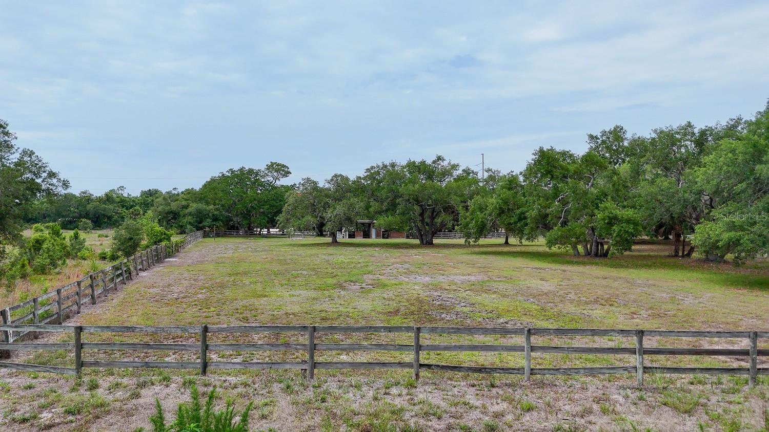OAK RDG FARMS - Land
