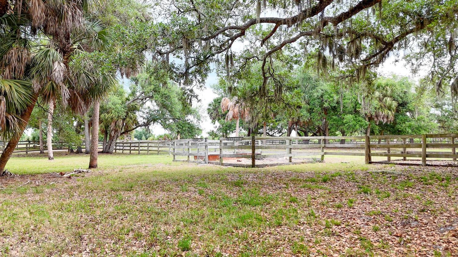 OAK RDG FARMS - Land