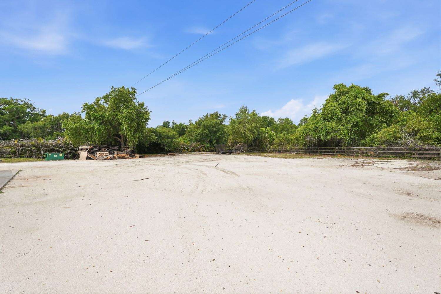 OAK RDG FARMS - Land