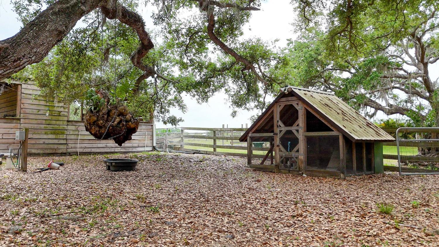 OAK RDG FARMS - Land
