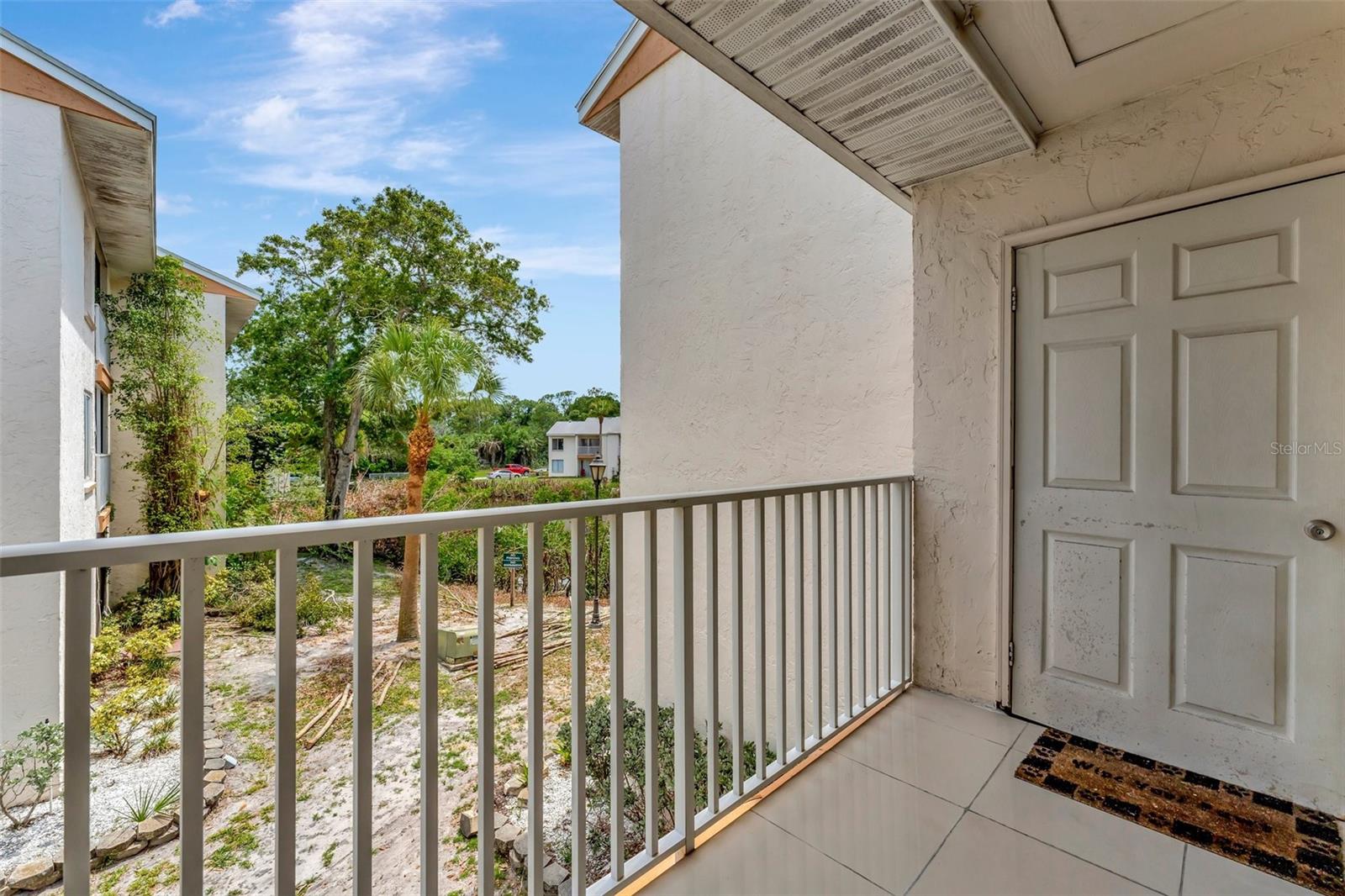 PINE RUSH VILLAS CON - Residential