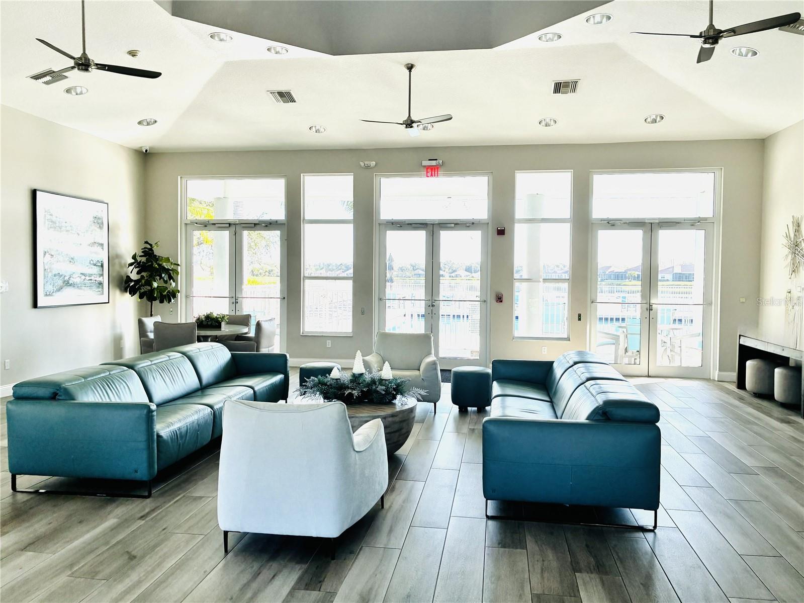 RIVER PLACE - Residential