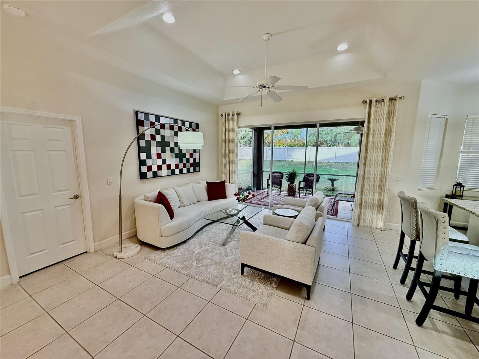 RIVER PLACE - Residential