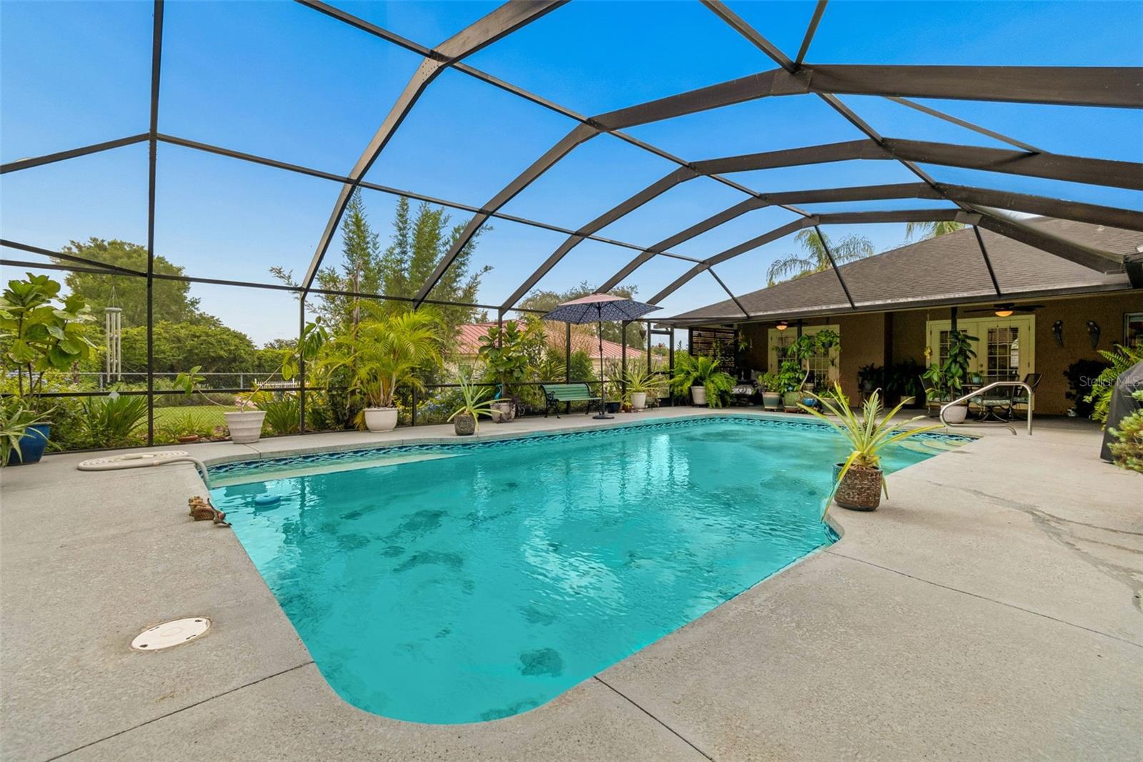 SUMMIT VIEW - Residential