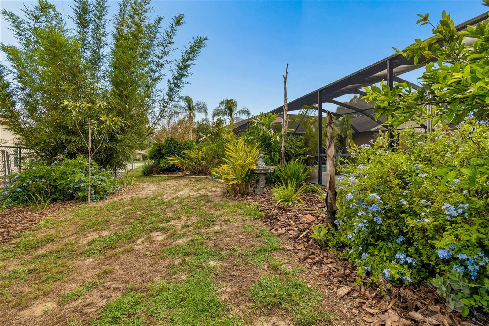SUMMIT VIEW - Residential