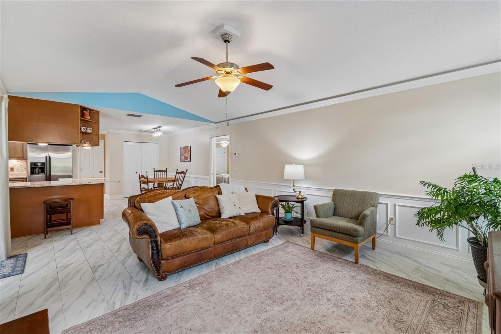 SUMMIT VIEW - Residential