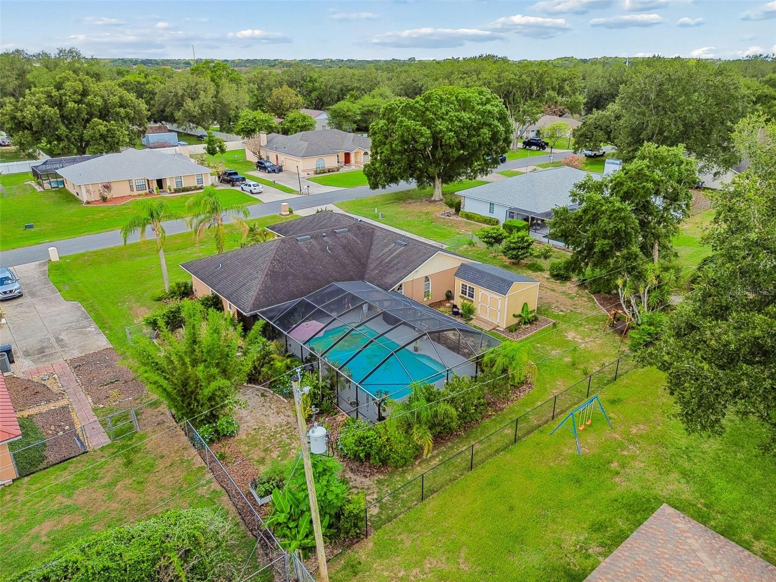 SUMMIT VIEW - Residential