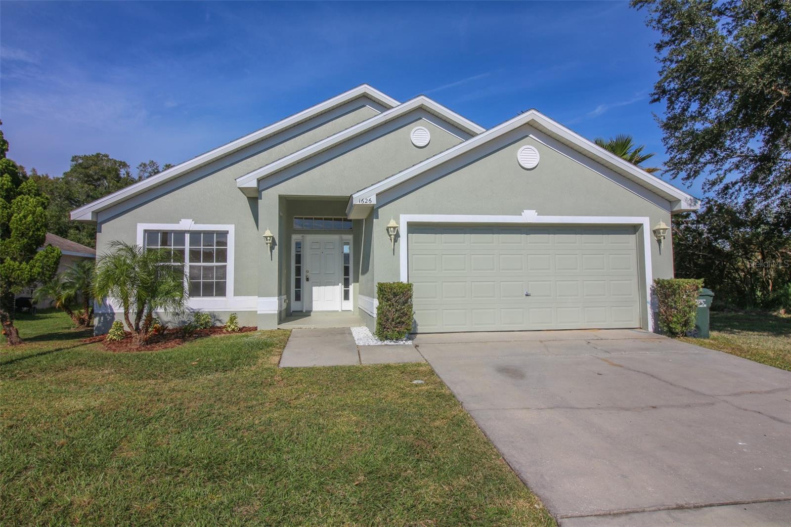 This 4BR/2BA waterfront home features a spacious split plan with formal dining area, large eat-in kitchen, vaulted ceilings, and inside utility room. Covered back patio overlooks back yard and lake. Yard is fenced on one side and features water access for launching kayaks or small non-motorized watercraft. Great South Lakeland location just minutes from the Polk Parkway. Sorry, no pets. Lawn care and spraying included in rent.