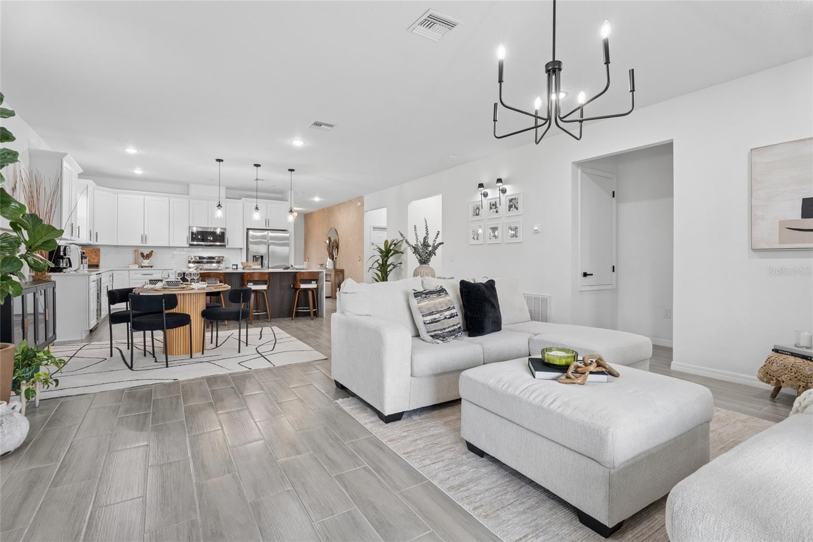 TRAFALGAR VLG PH 3 - Residential