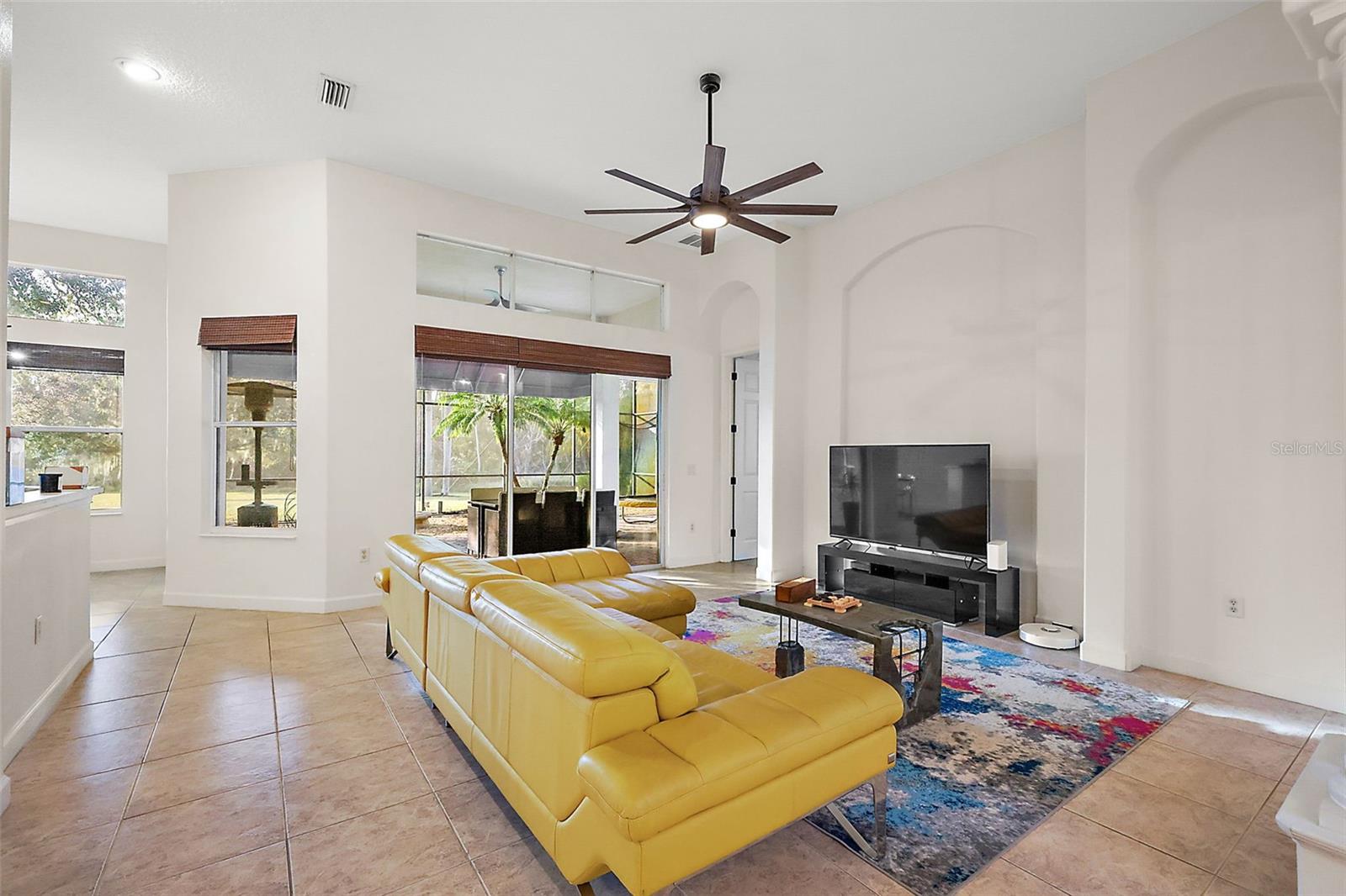 LAS COLINAS PH I SUB - Residential