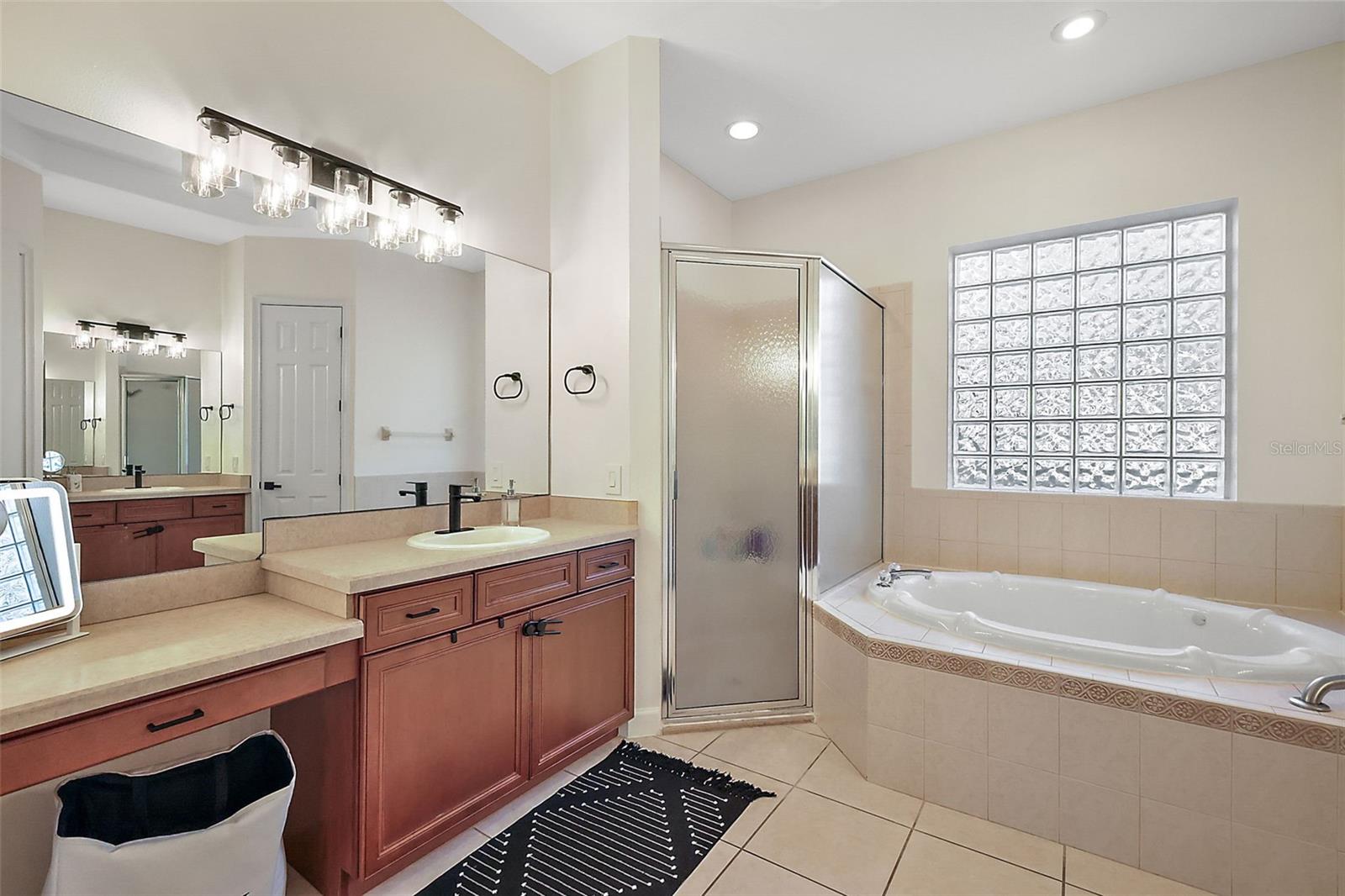 LAS COLINAS PH I SUB - Residential