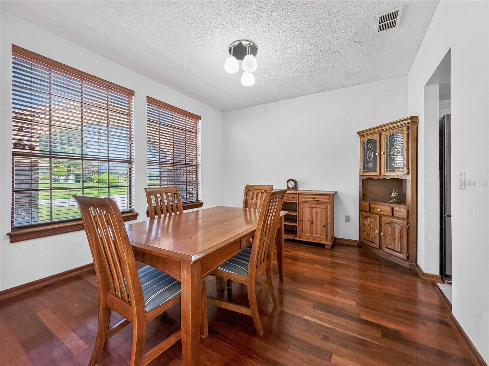 BAY VISTA ESTATES - Residential