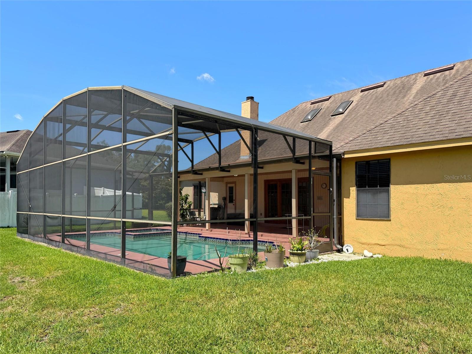 BAY VISTA ESTATES - Residential