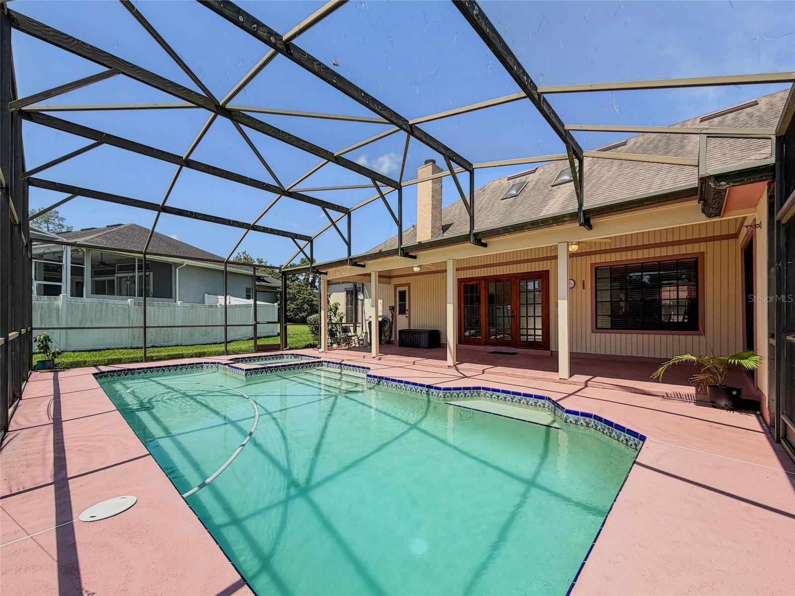 BAY VISTA ESTATES - Residential