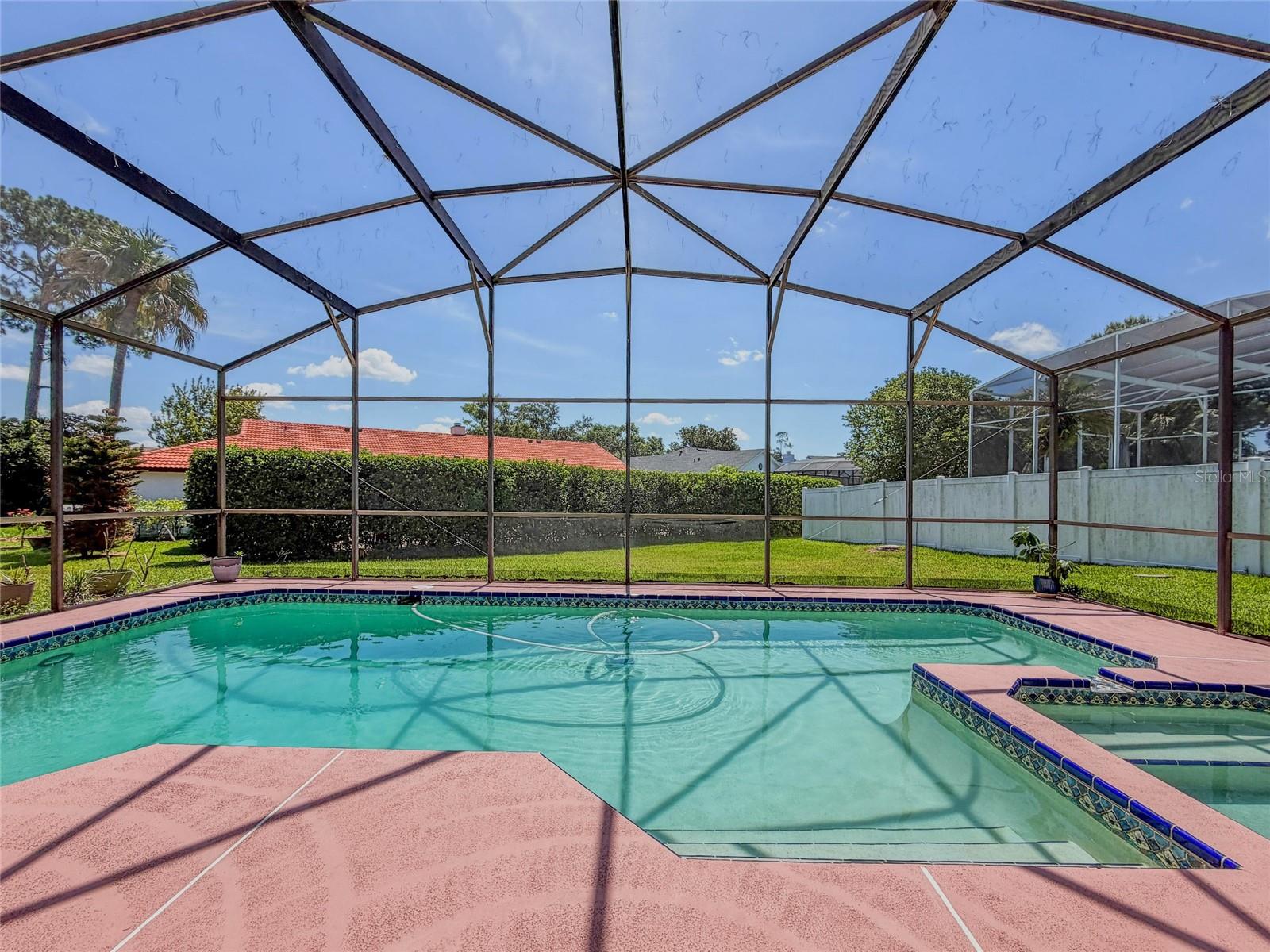 BAY VISTA ESTATES - Residential