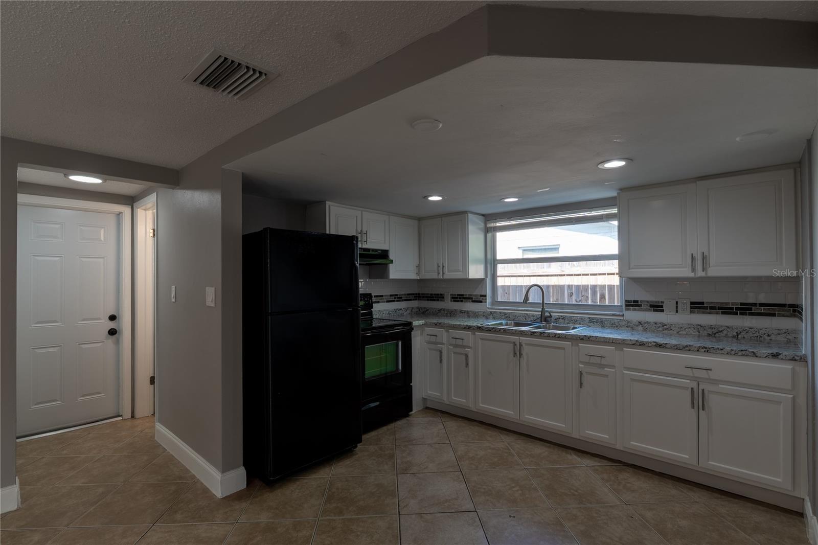 REGENCY PARK - Residential