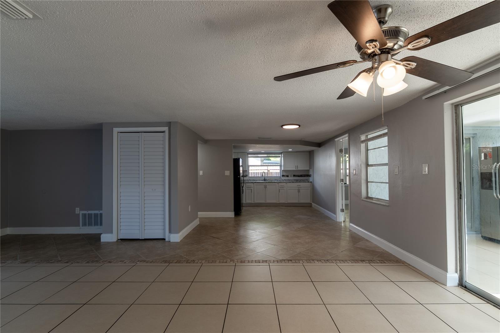 REGENCY PARK - Residential