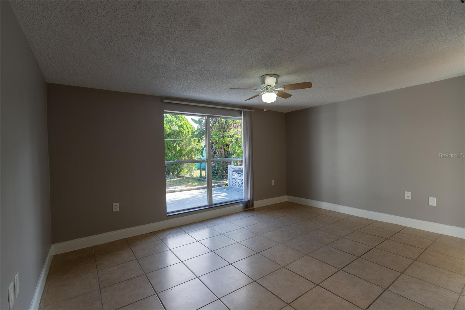 REGENCY PARK - Residential