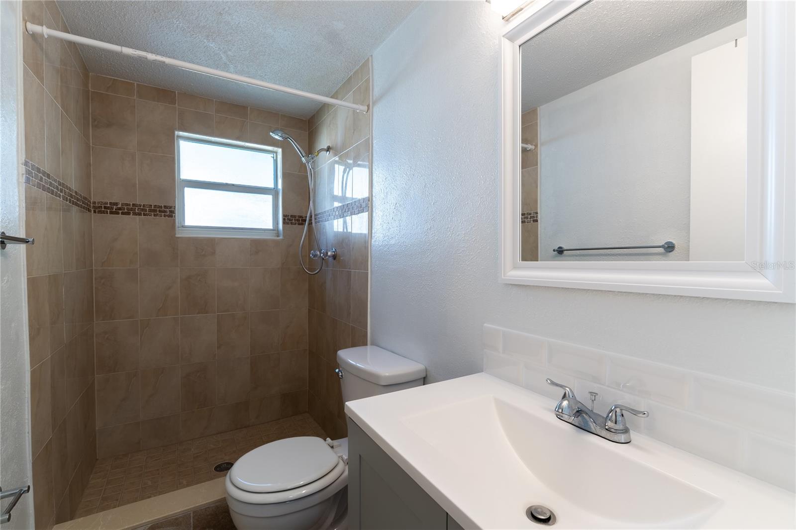 REGENCY PARK - Residential