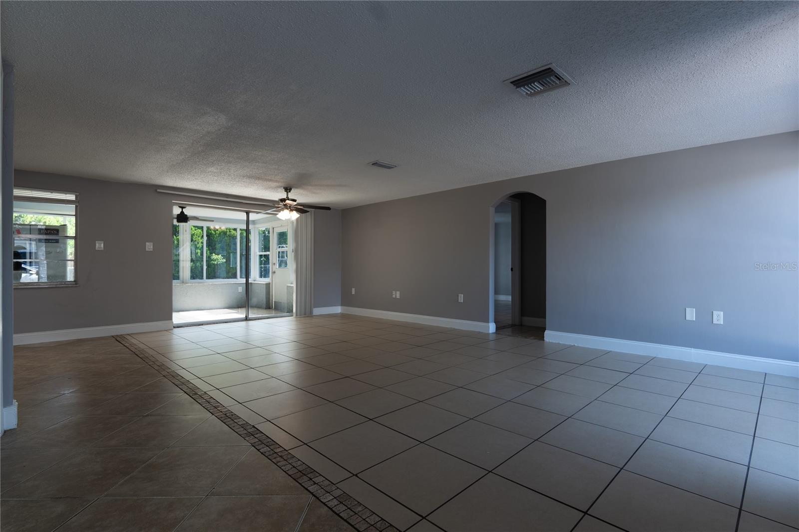 REGENCY PARK - Residential