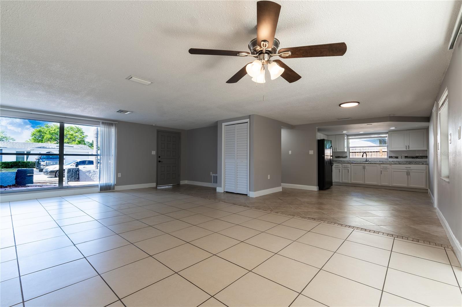 REGENCY PARK - Residential