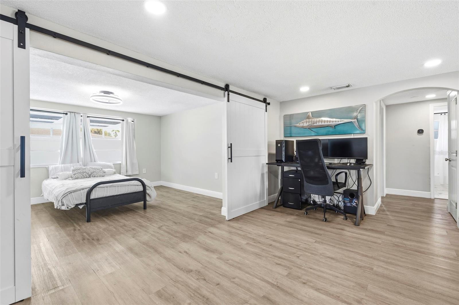 REGENCY PARK - Residential