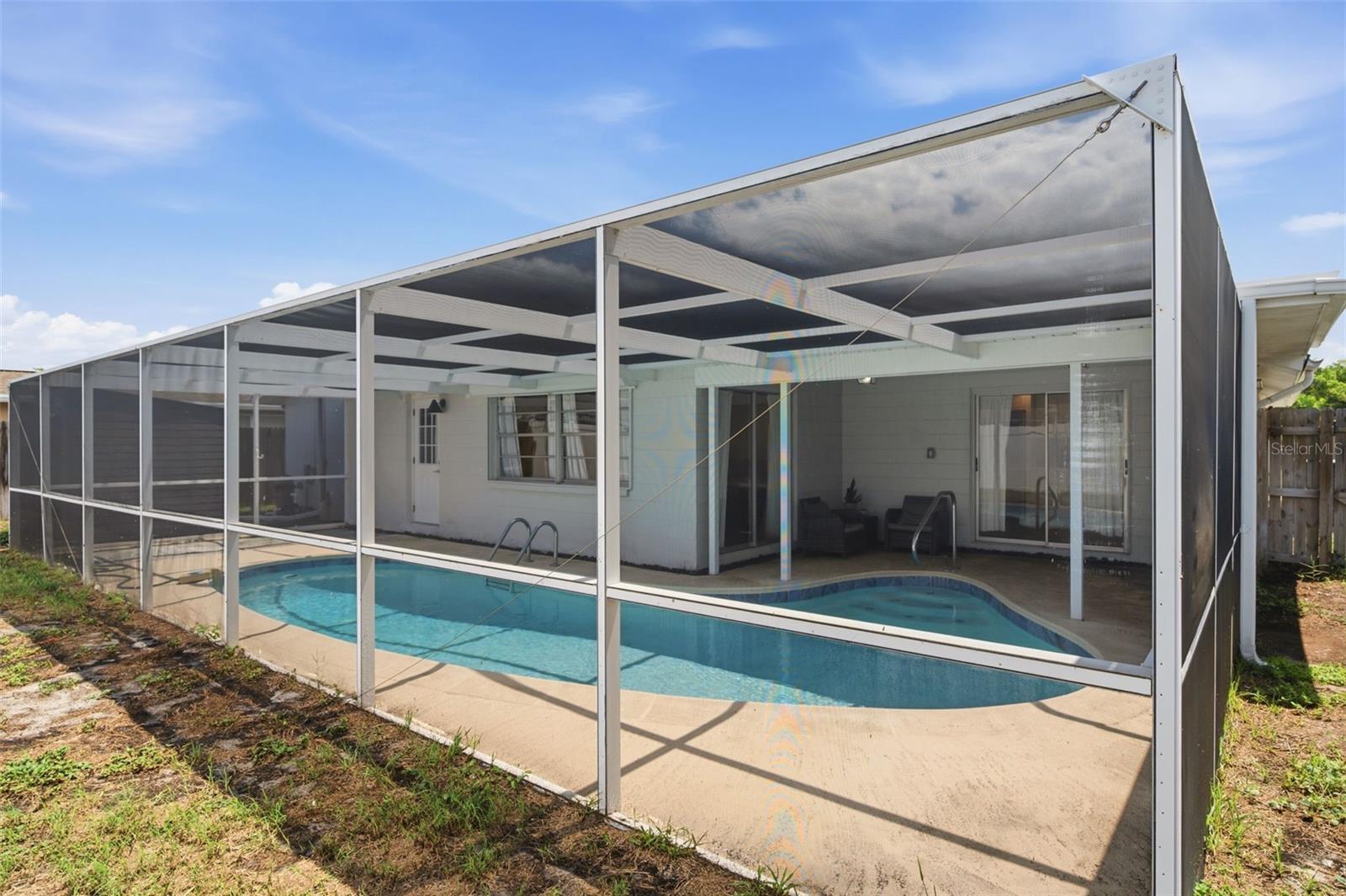 REGENCY PARK - Residential