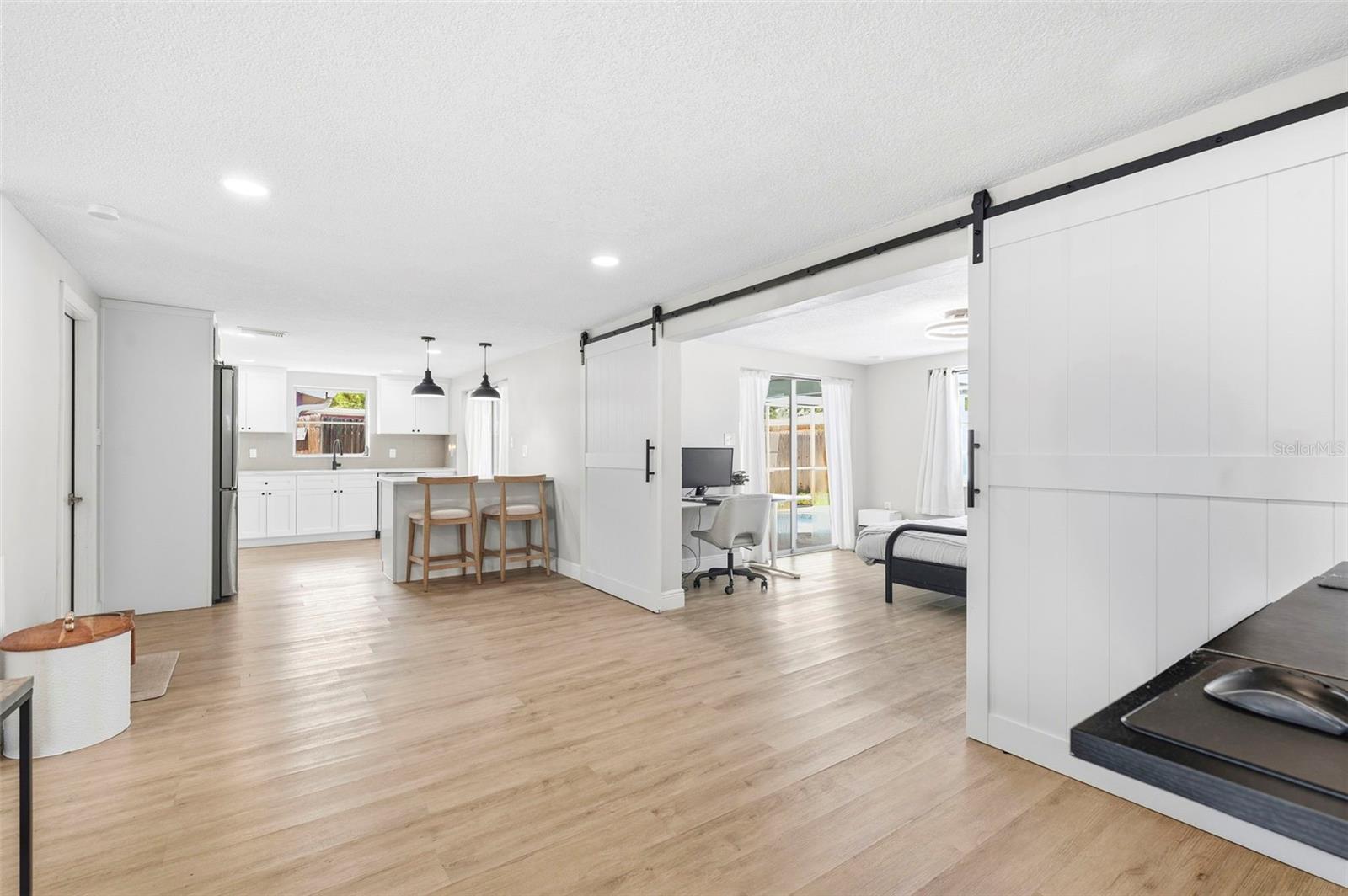 REGENCY PARK - Residential