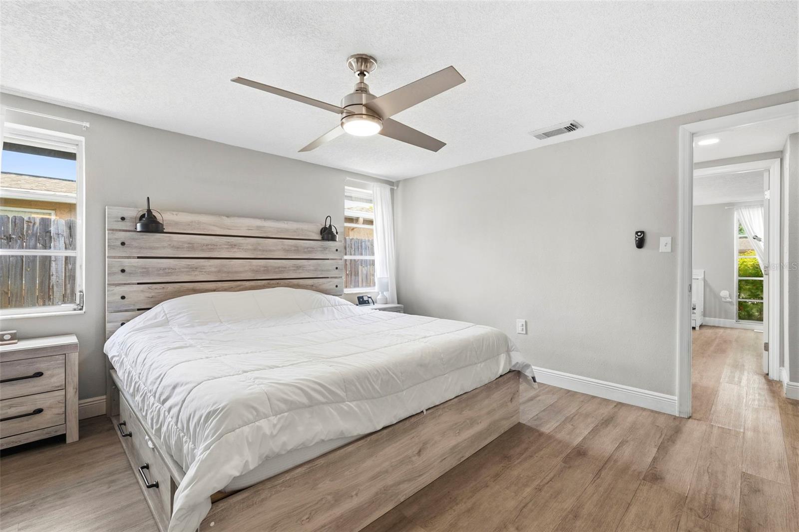 REGENCY PARK - Residential