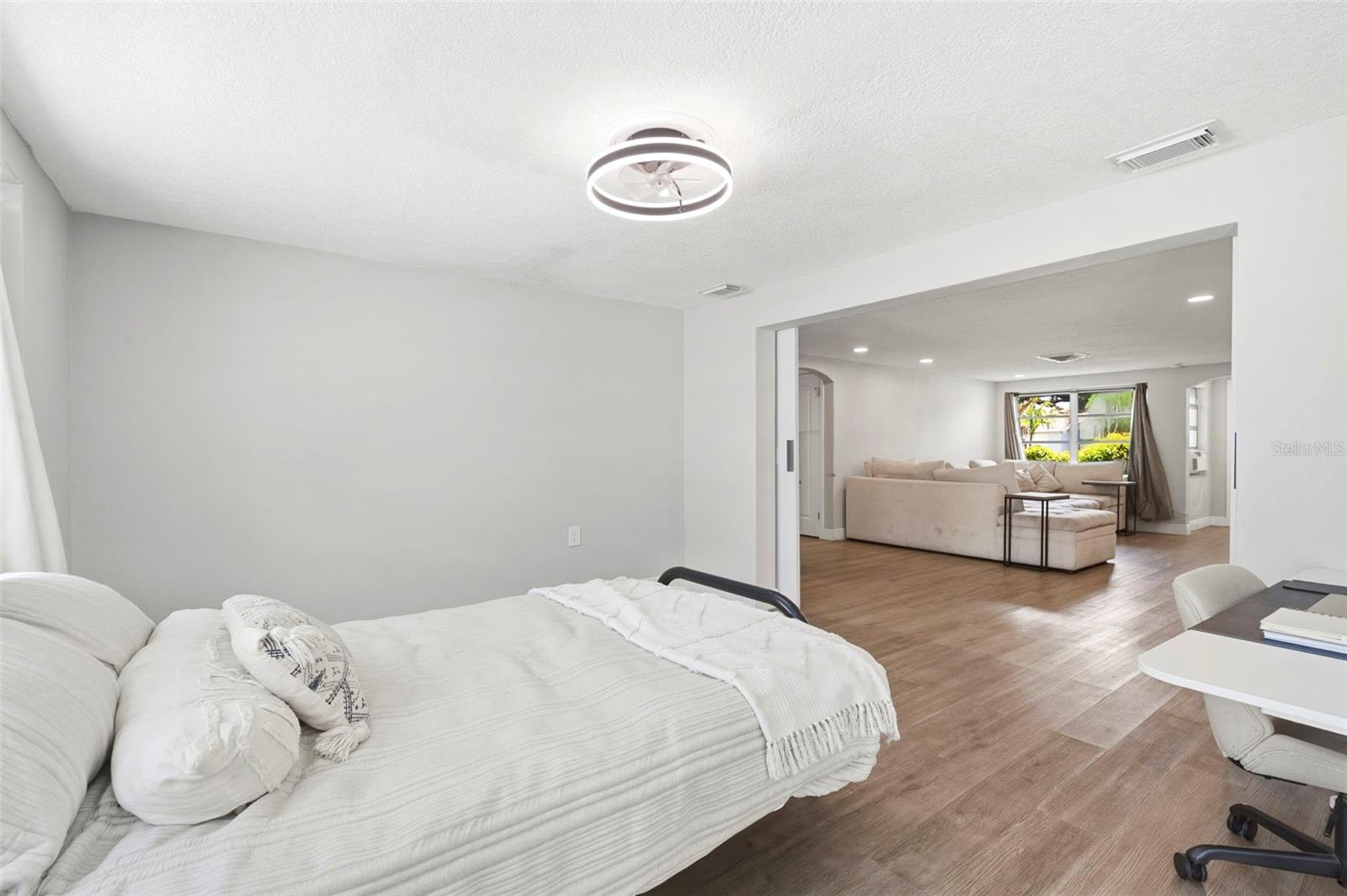 REGENCY PARK - Residential