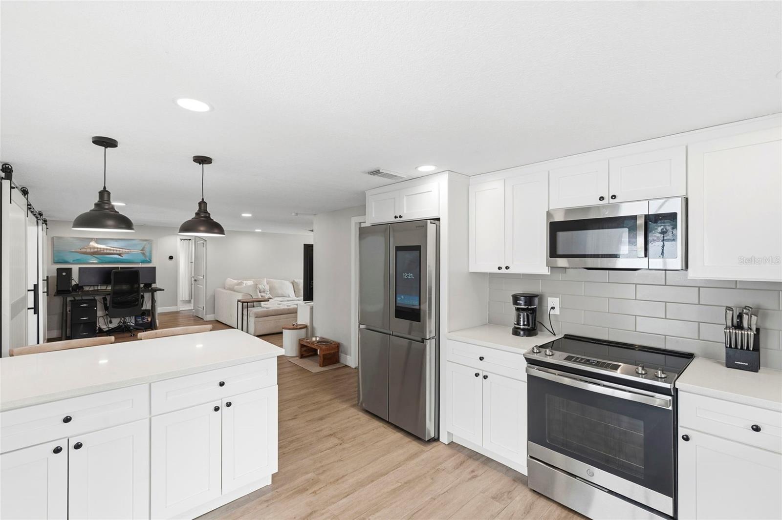 REGENCY PARK - Residential