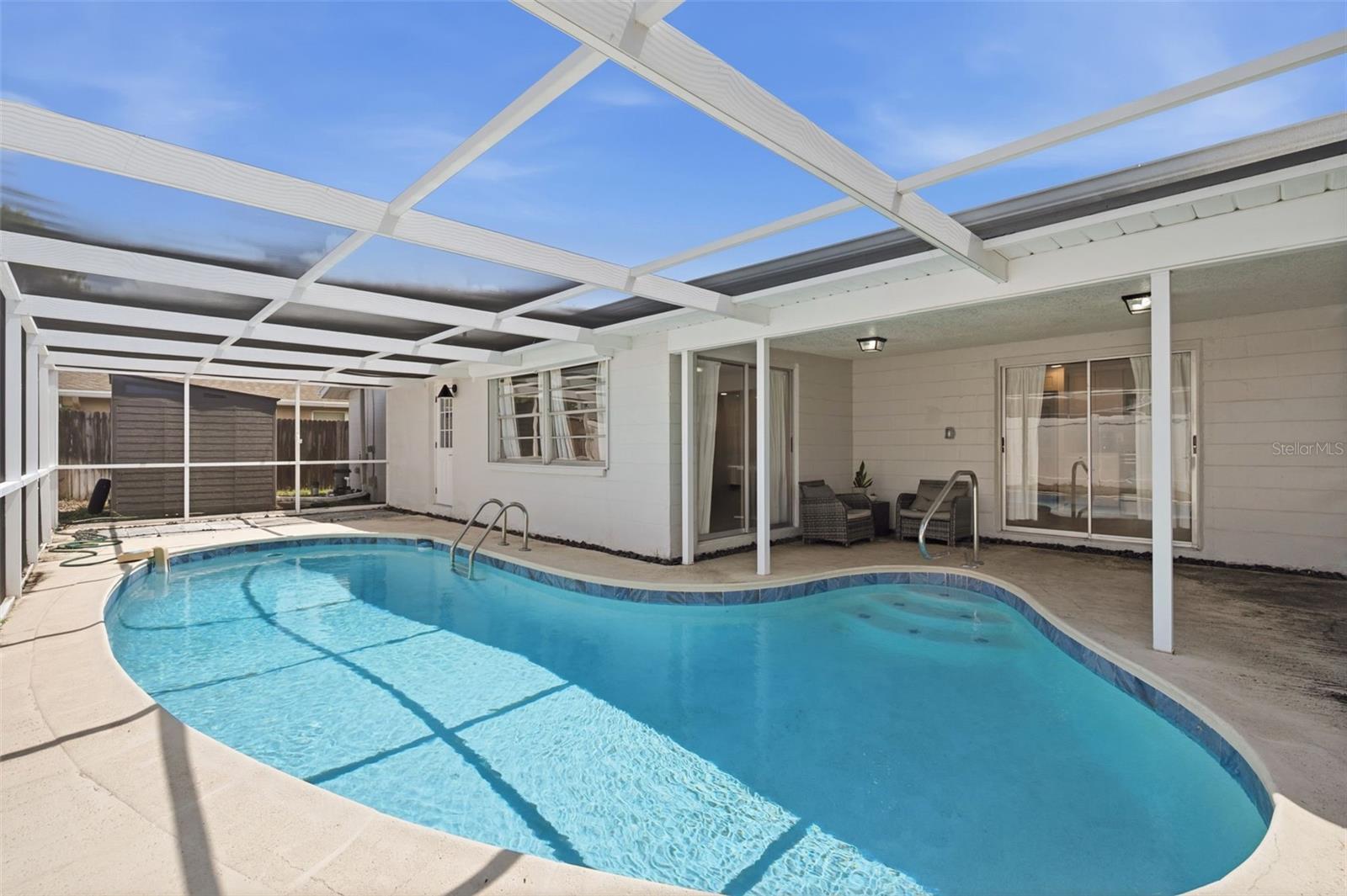 REGENCY PARK - Residential