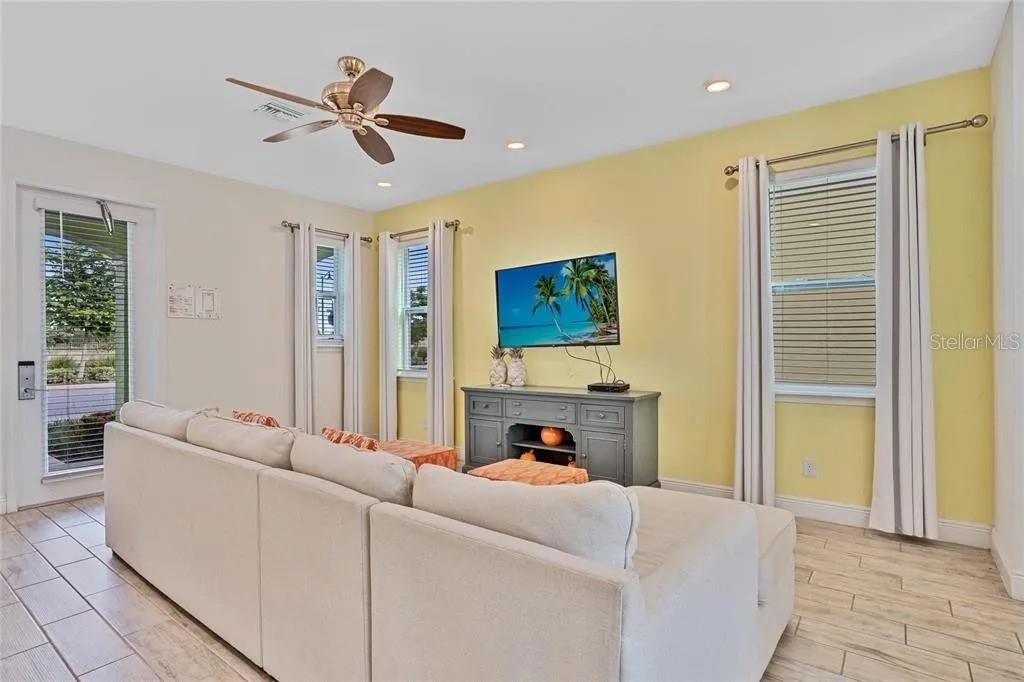 ROLLING OAKS PH 6 - Residential