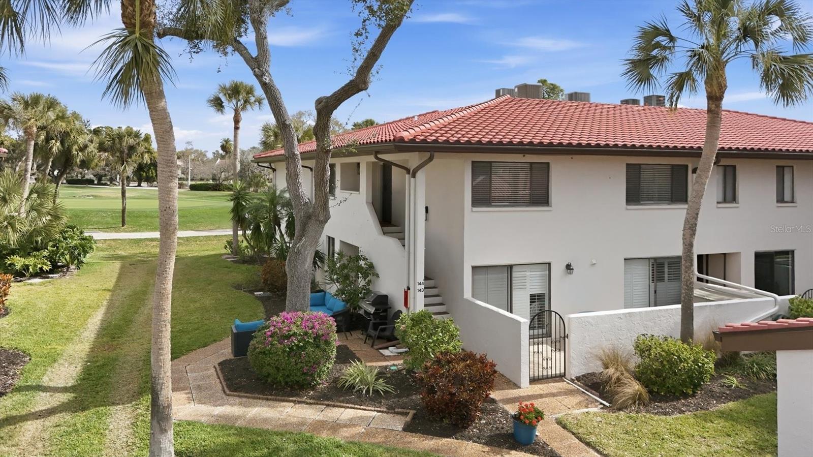 VALENCIA GARDEN - Residential