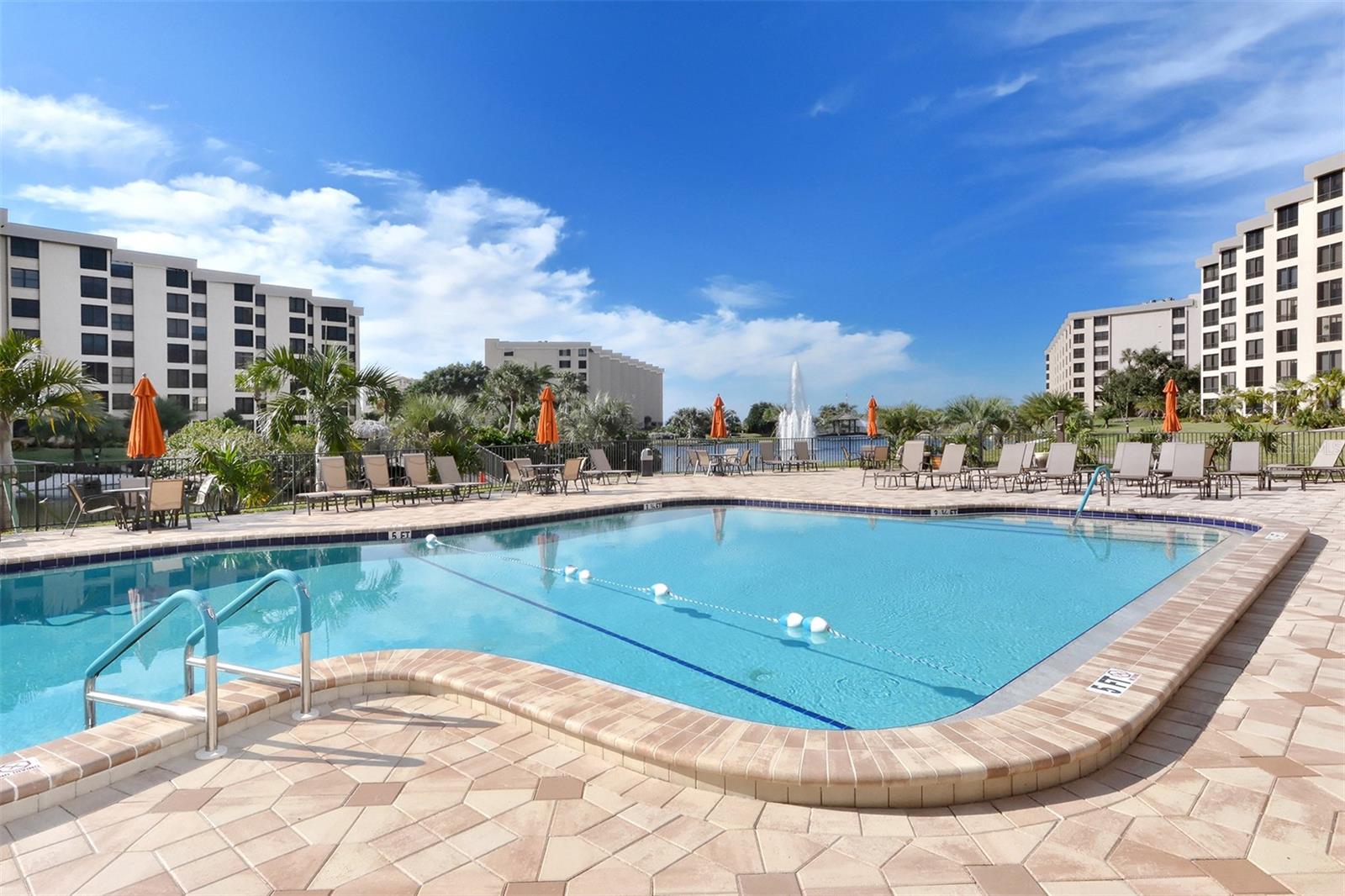 GULF & BAY CLUB - Residential
