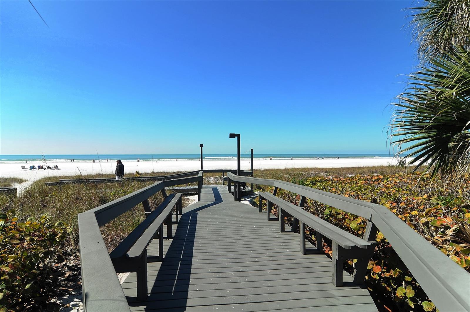 GULF & BAY CLUB - Residential