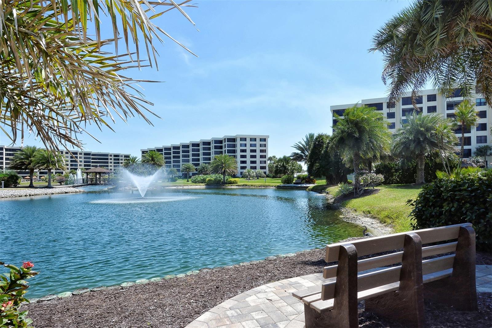 GULF & BAY CLUB - Residential