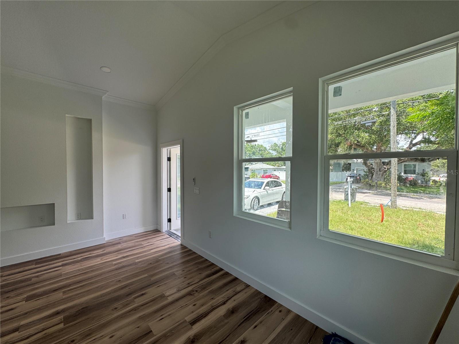 LINCOLN HEIGHTS - Residential