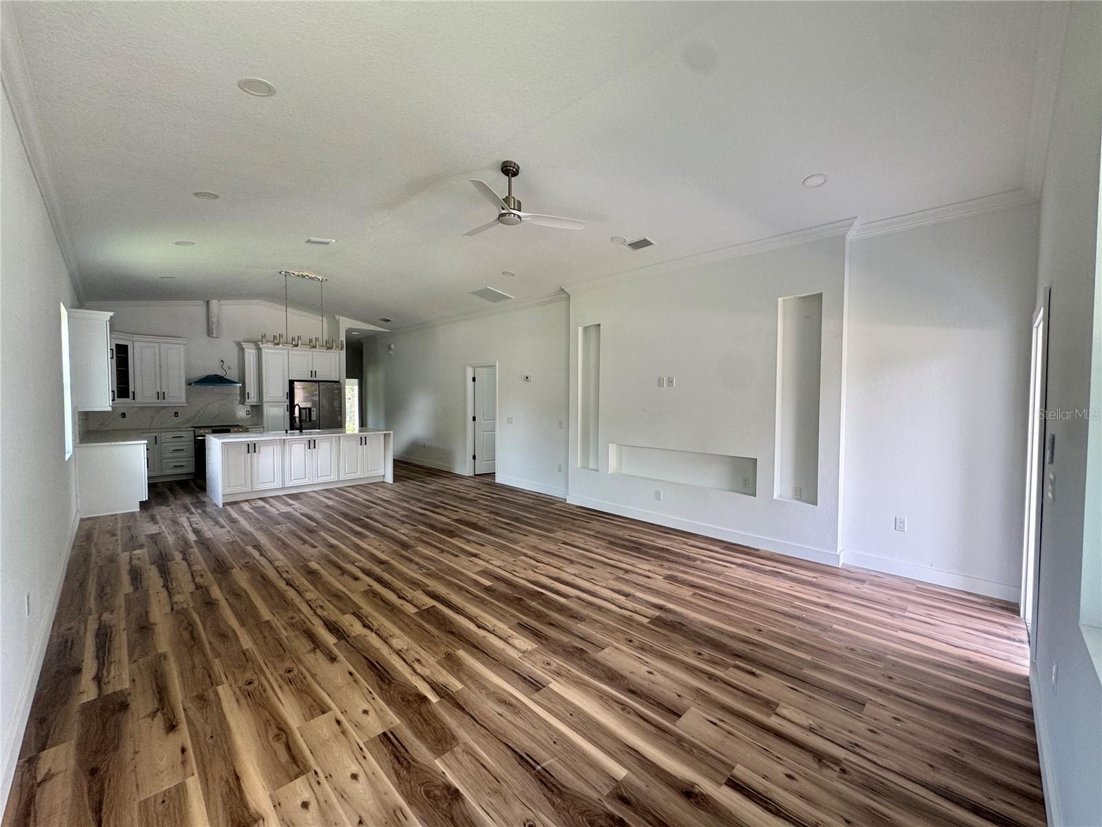 LINCOLN HEIGHTS - Residential
