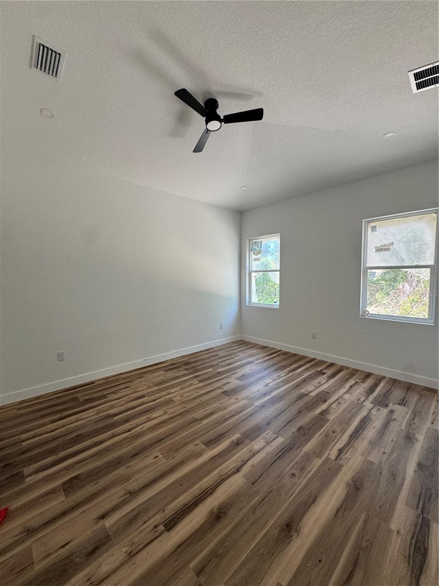 LINCOLN HEIGHTS - Residential